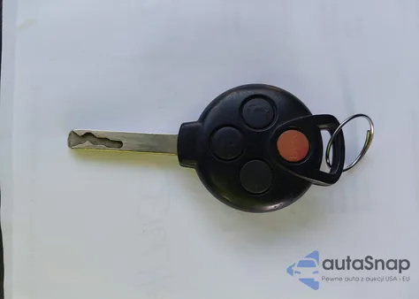 2008 Smart Fortwo Passion/Pure from USA, damaged, VIN WMEEJ31X48K150646